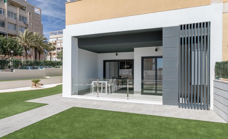 Resale - Apartment - Torrevieja - La Mata