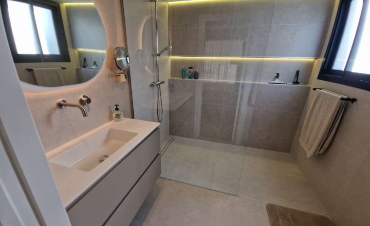 Resale - Villa - Monforte del Cid - Font del Llop